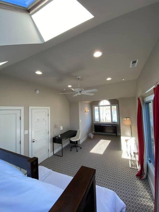 Montross Luxury Modern Waterfront Retreatヴィラ エクステリア 写真