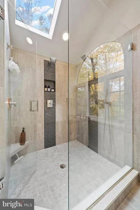 Montross Luxury Modern Waterfront Retreatヴィラ エクステリア 写真