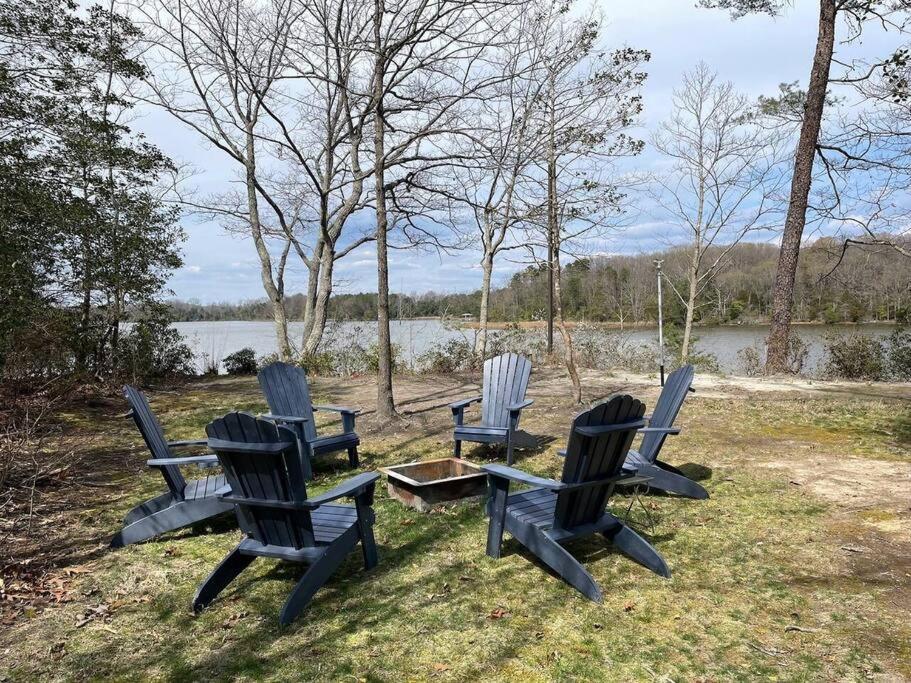 Montross Luxury Modern Waterfront Retreatヴィラ エクステリア 写真