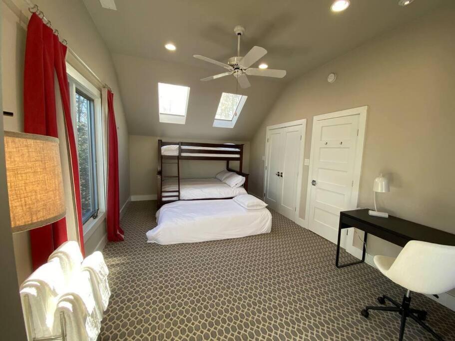 Montross Luxury Modern Waterfront Retreatヴィラ エクステリア 写真
